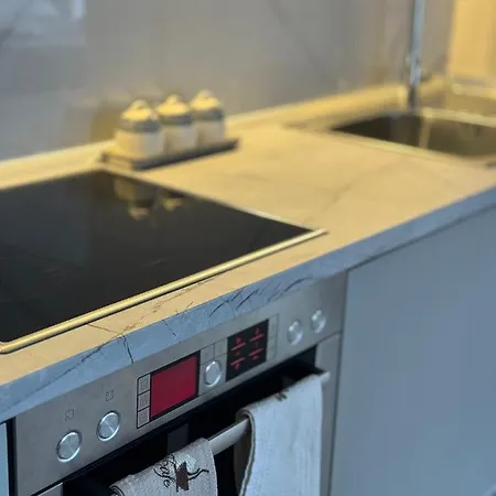 Sc Centre Apartman *